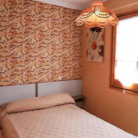 Global Josiane - By Global Holidays 7659 L' Escala